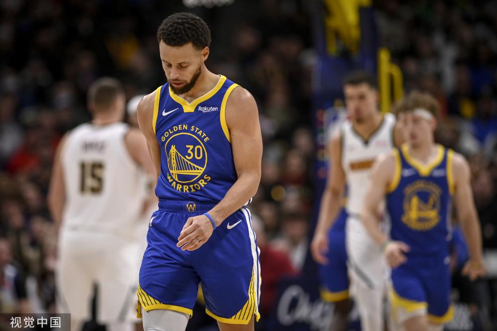 而阿森纳则 而阿森纳则