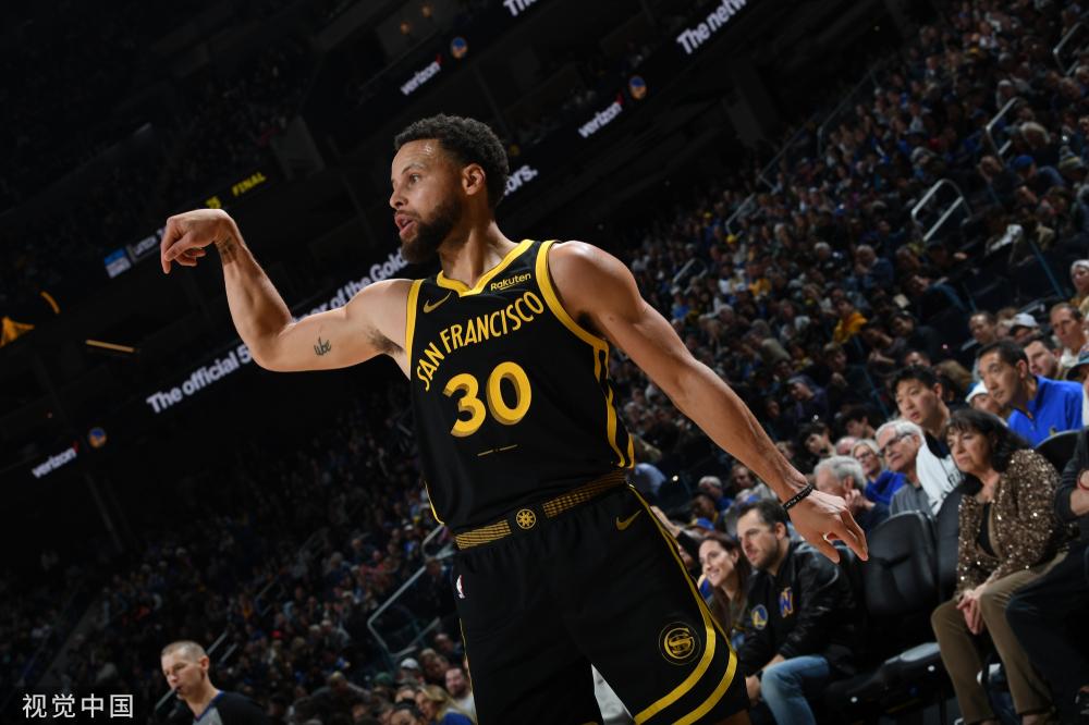 出色发挥以 出色发挥以